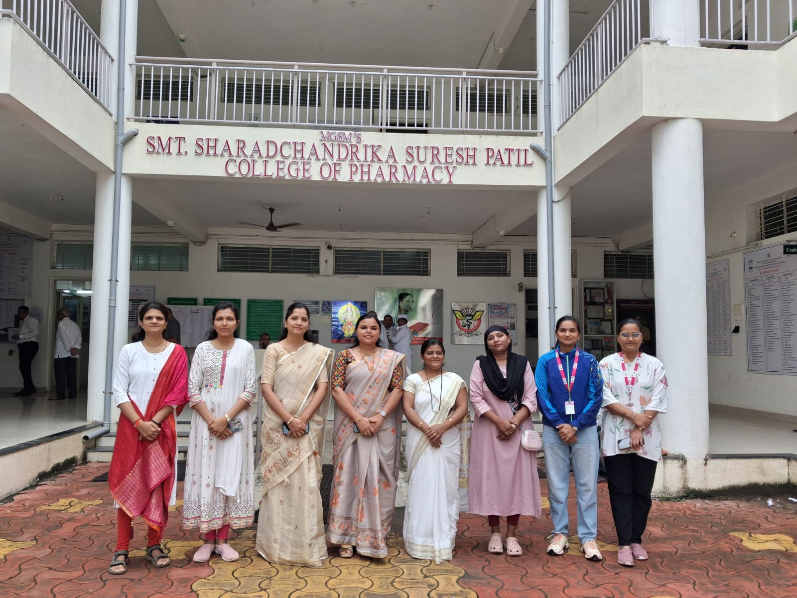  Independence Day Celebration ????????  15th August 2026 was successfully celebrated at Mahatma Gandhi Shikshan Mandal’s Smt. Sharadchandrika Suresh Patil College of Pharmacy, Chopda.